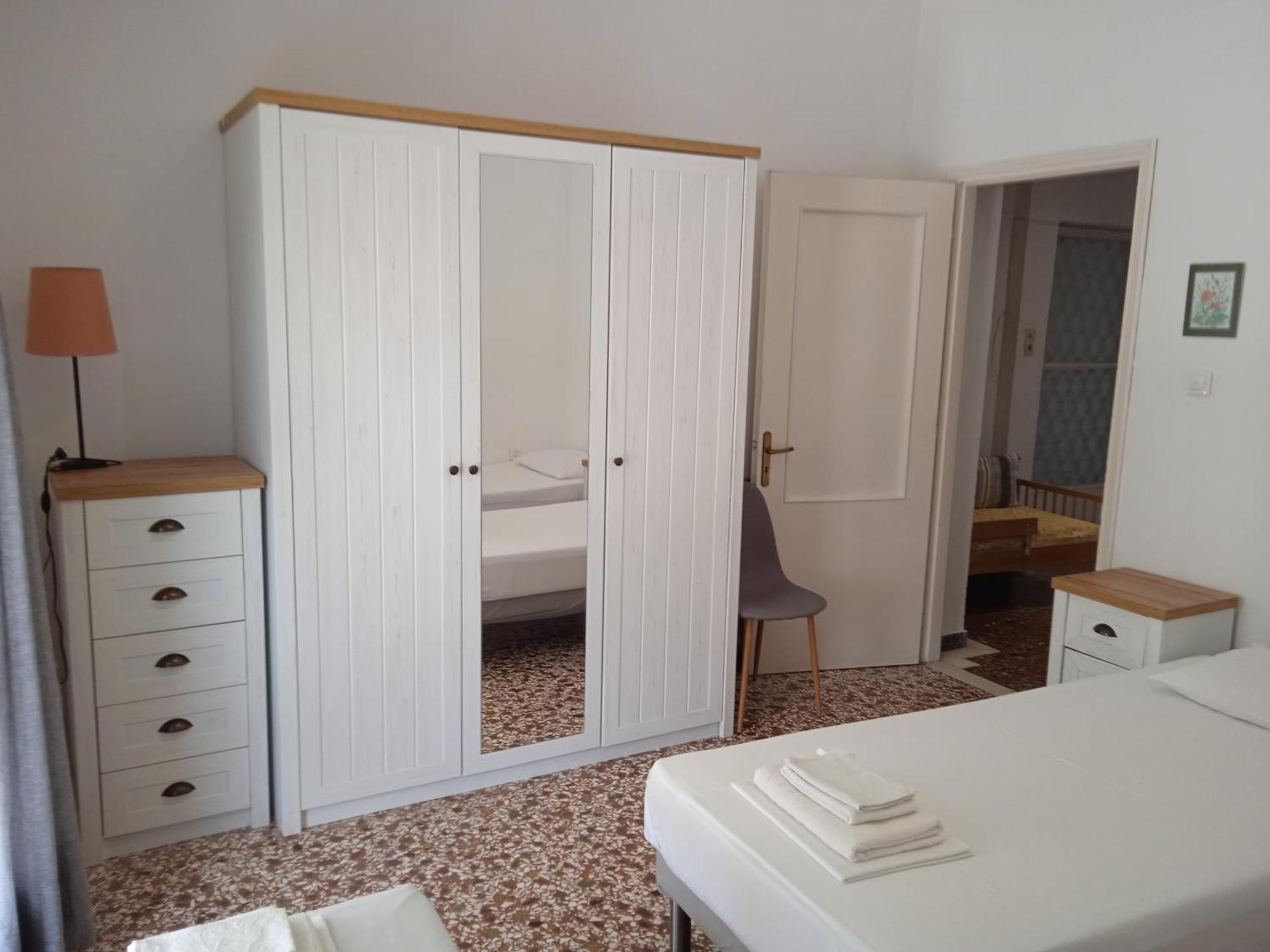 Elina'S Room Poros Town Exterior foto